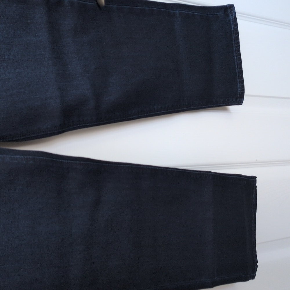 NWT Hudson Straight Leg Jeans - 6/28 - Picture 3 of 9